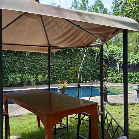 Villa Gathering Yuni Syahla Citaringgul Ngoại thất bức ảnh