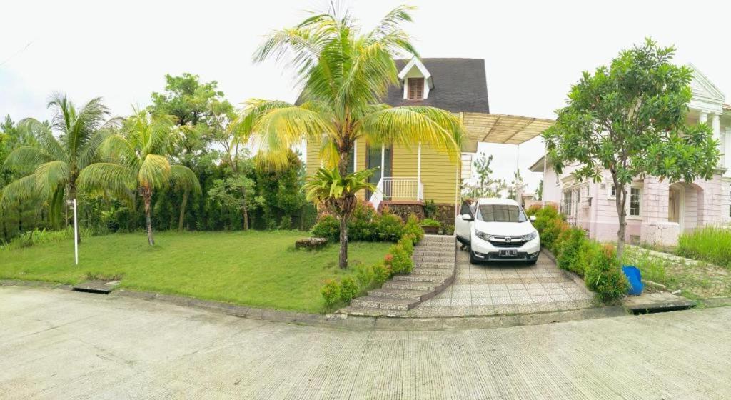 Villa Gathering Yuni Syahla Citaringgul Ngoại thất bức ảnh