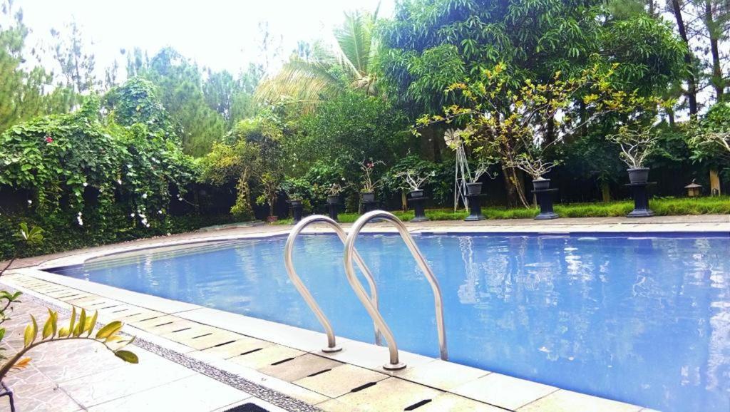 Villa Gathering Yuni Syahla Citaringgul Ngoại thất bức ảnh