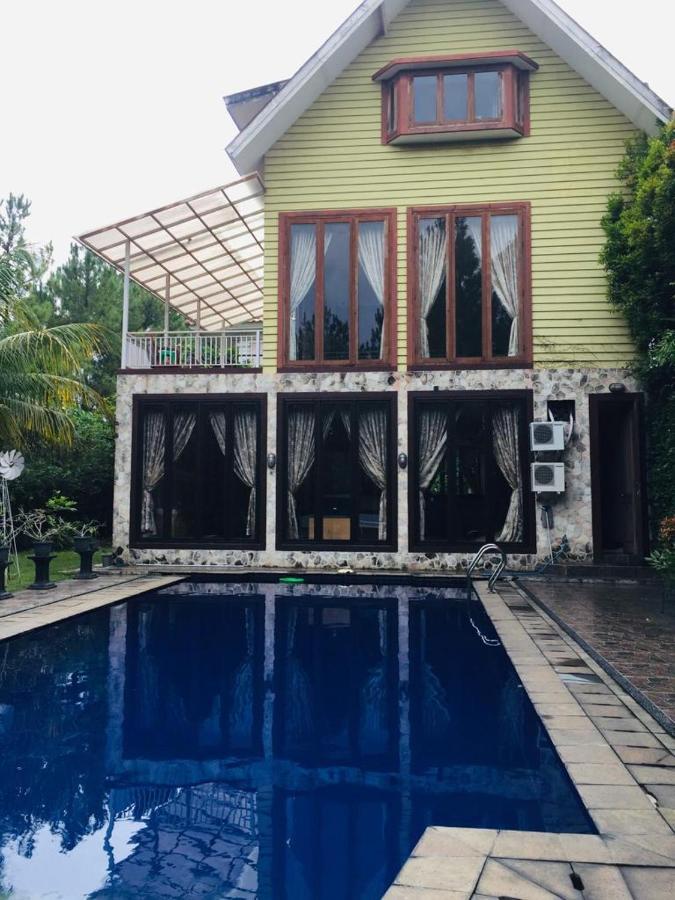 Villa Gathering Yuni Syahla Citaringgul Ngoại thất bức ảnh