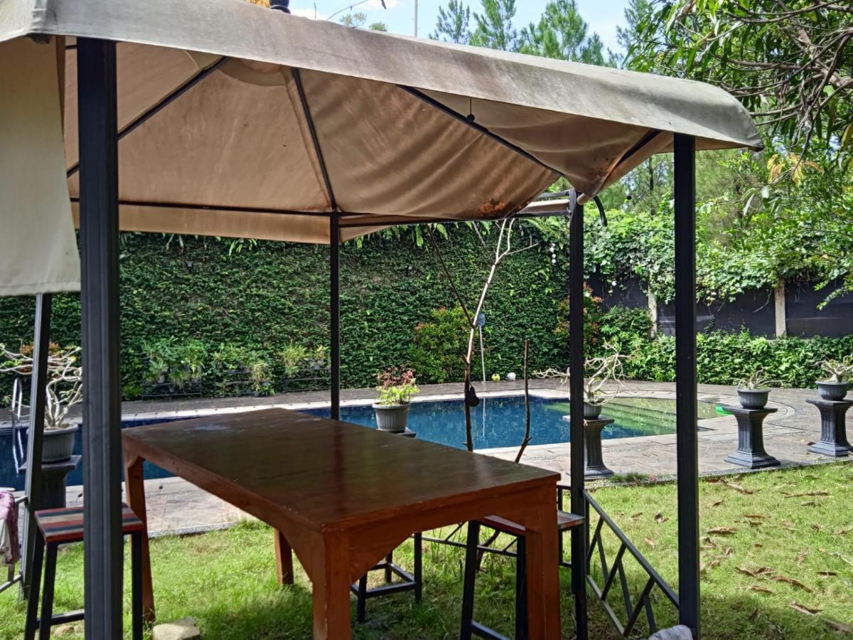 Villa Gathering Yuni Syahla Citaringgul Ngoại thất bức ảnh