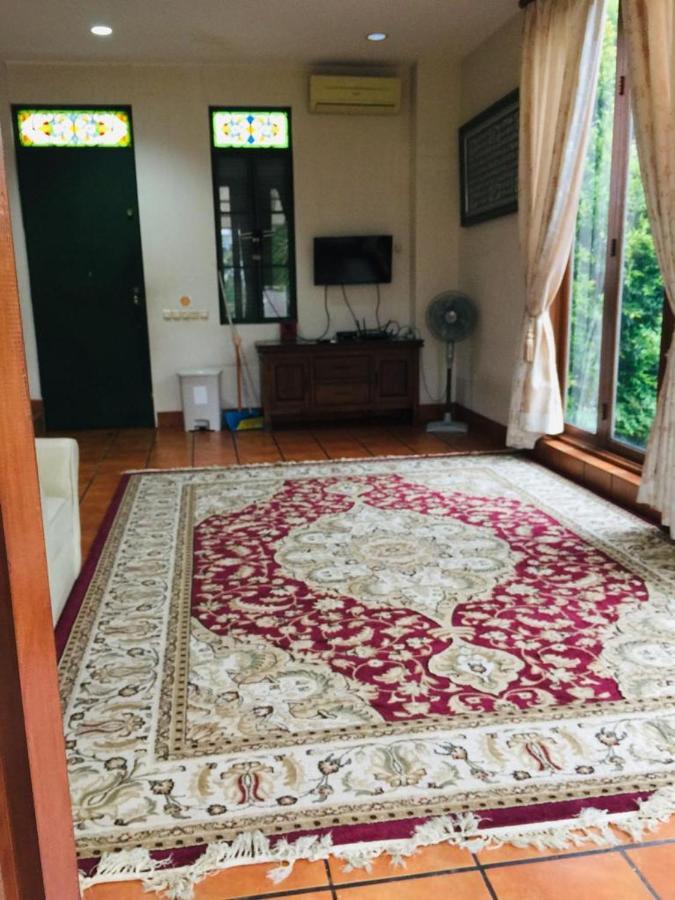 Villa Gathering Yuni Syahla Citaringgul Ngoại thất bức ảnh