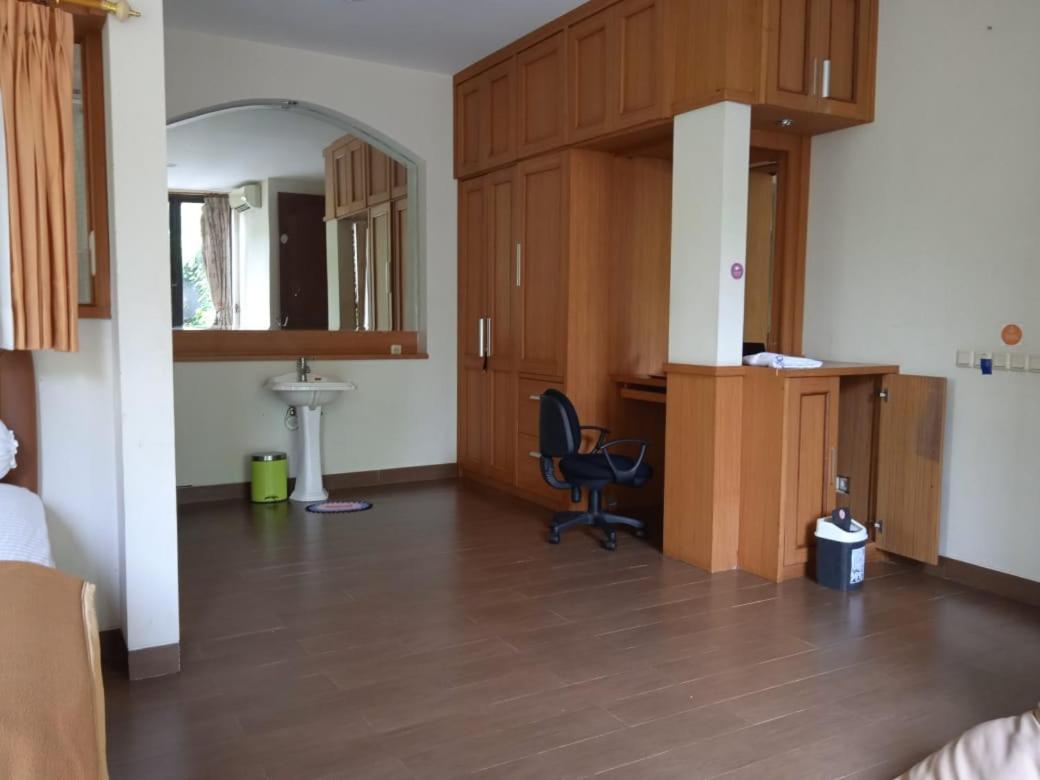 Villa Gathering Yuni Syahla Citaringgul Ngoại thất bức ảnh