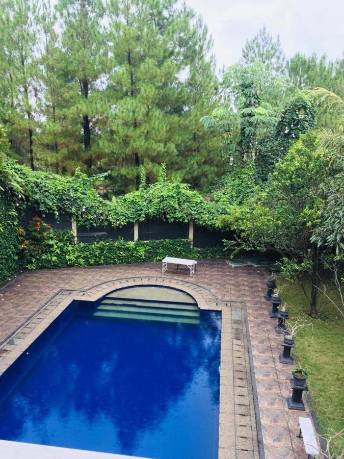 Villa Gathering Yuni Syahla Citaringgul Ngoại thất bức ảnh